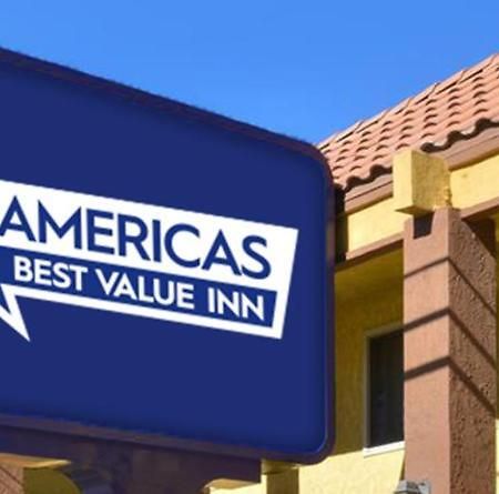 Americas Best Value Inn Story City Esterno foto