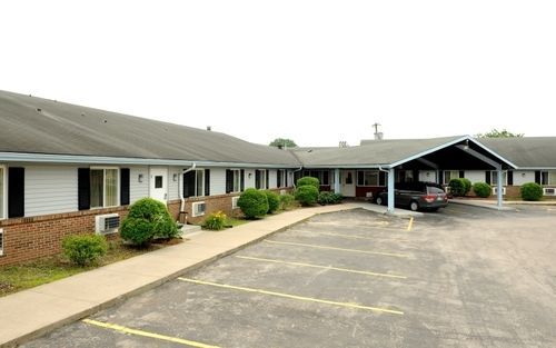 Americas Best Value Inn Story City Esterno foto